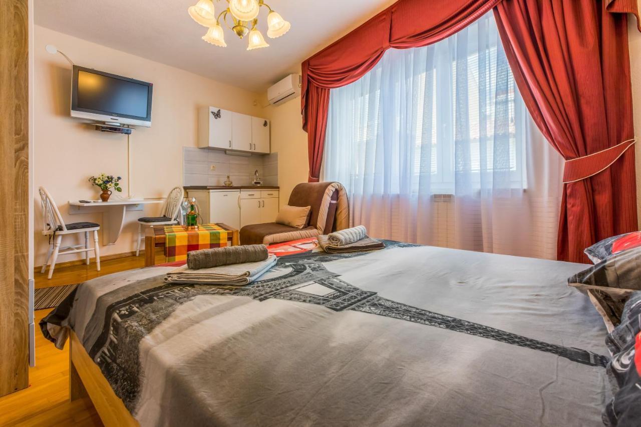 Apartments And Room Art Crikvenica Zewnętrze zdjęcie